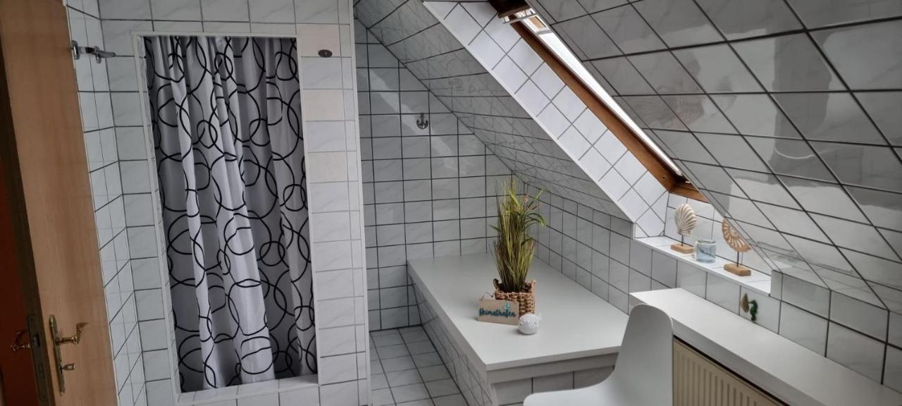 Ostfriesland Apartements -fewo- * Upgant-Schott